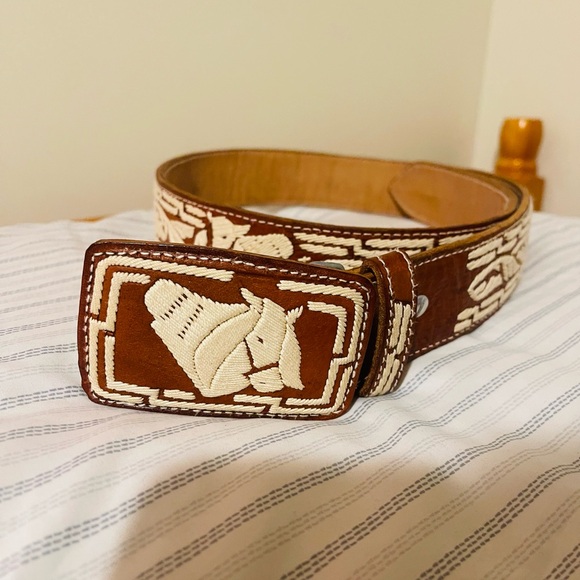 Brown Leather Belt with Embroidered Horse Design - Picture 2 of 5